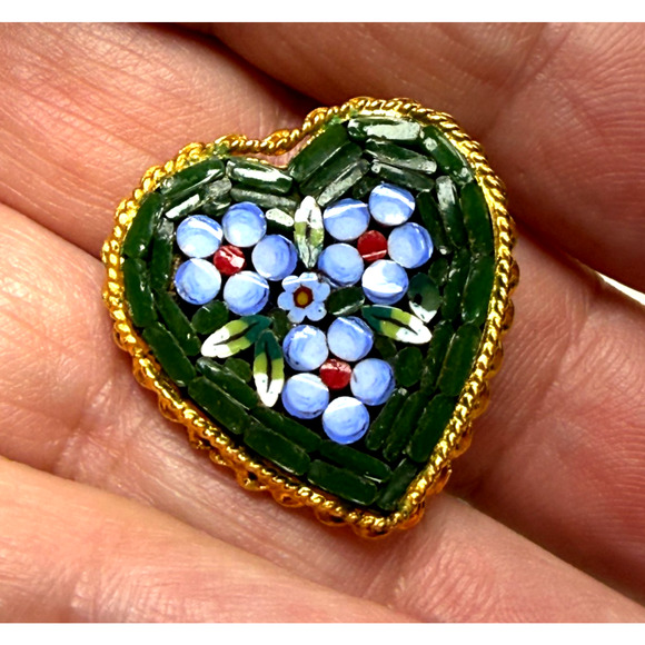 Unbranded Jewelry - Vintage Micro Mosaic Green Heart Forget Me Not Broch Pin Italy Gold Tone Love